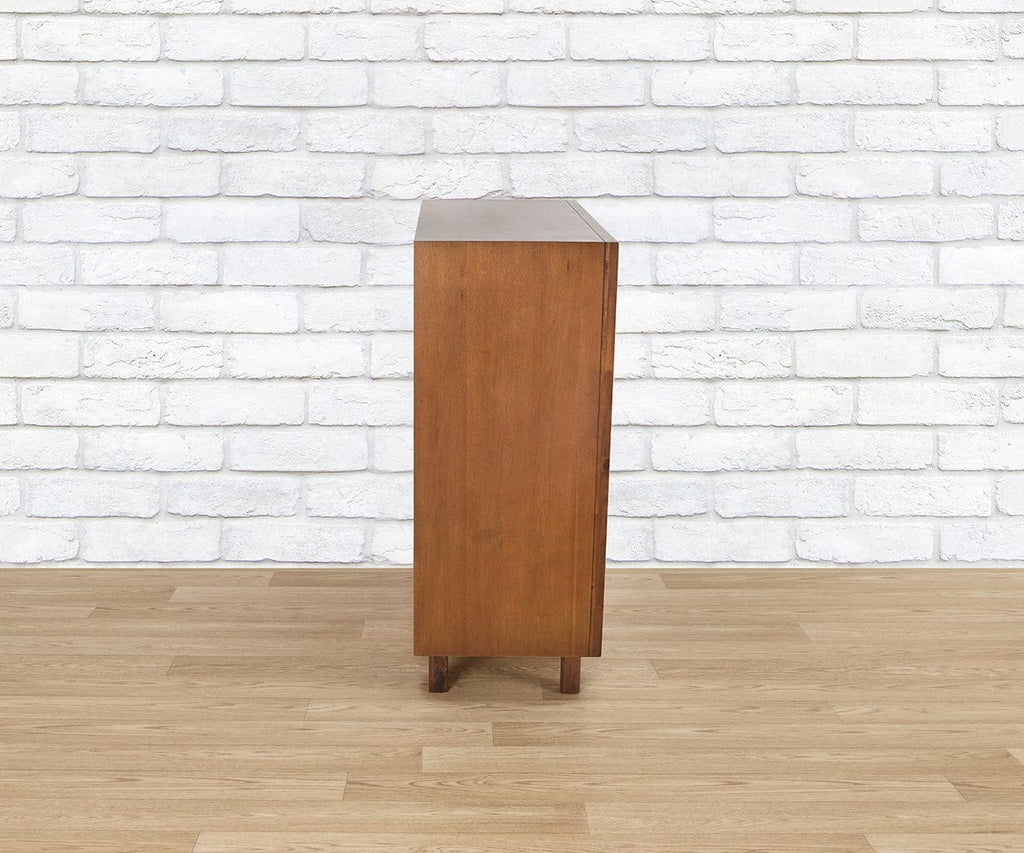 Leevi High Chest